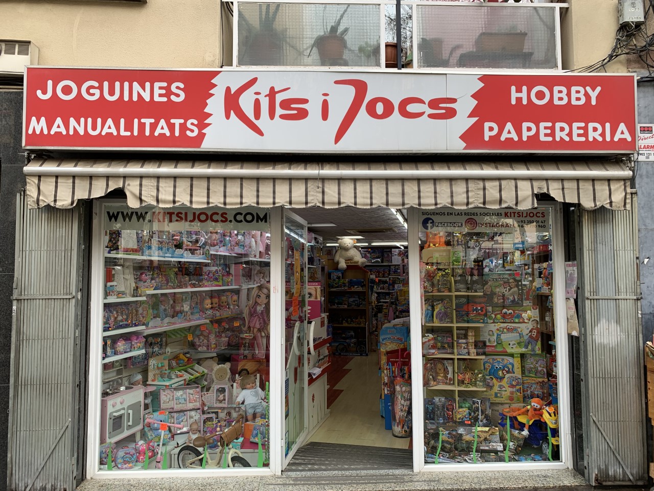 PAPELERÍA KITS I JOCS